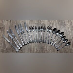 Oneida USA BANCROFT Stainless steel flatware utensils cutlery